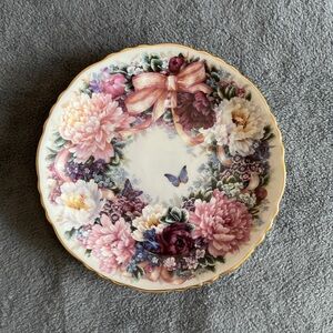 Circle of Love by Lena Liu